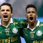 Veiga revela se Palmeiras tem motivação extra em rebaixar o Corinthians
