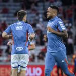 Atacante do Cruzeiro é expulso aos 3 segundos de jogo contra o Athletico-PR
