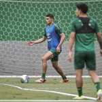 Fluminense se prepara para duelo contra o Grêmio e com novidade no campo