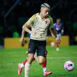 Surpresa no ataque do Vasco, Pumita já projeta futuro longo no clube