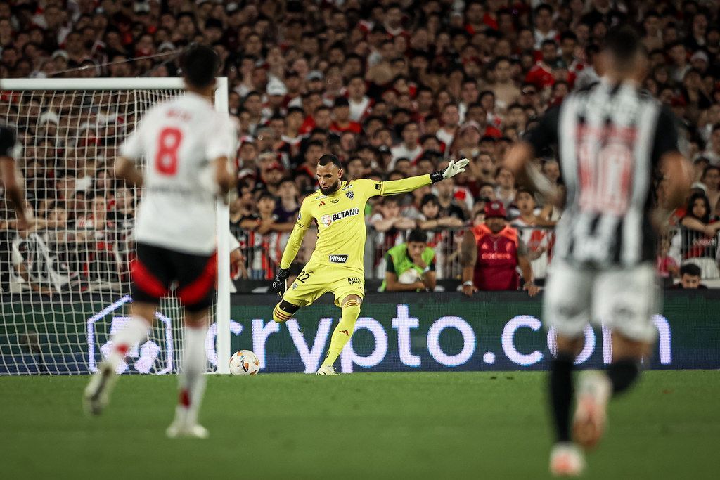 Atlético: Everson revela sumiço e se emociona após classificação na Libertadores
