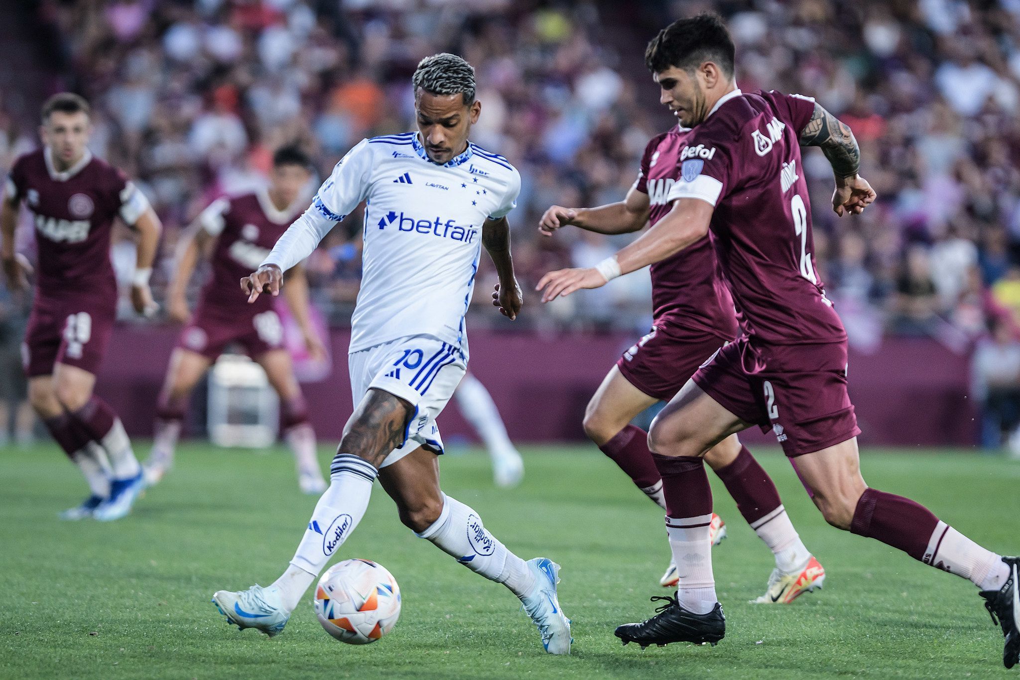 Matheus Pereira fica a um jogo de ser campeão pelo Cruzeiro, seu clube do coração