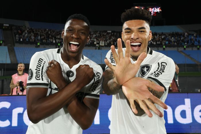 Pendurados com cartões amarelos, Luiz Henrique e Igor Jesus estão liberados para a final da Libertadores