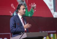 Governo Lula promete investir R$ 290 milhões em cursinhos populares