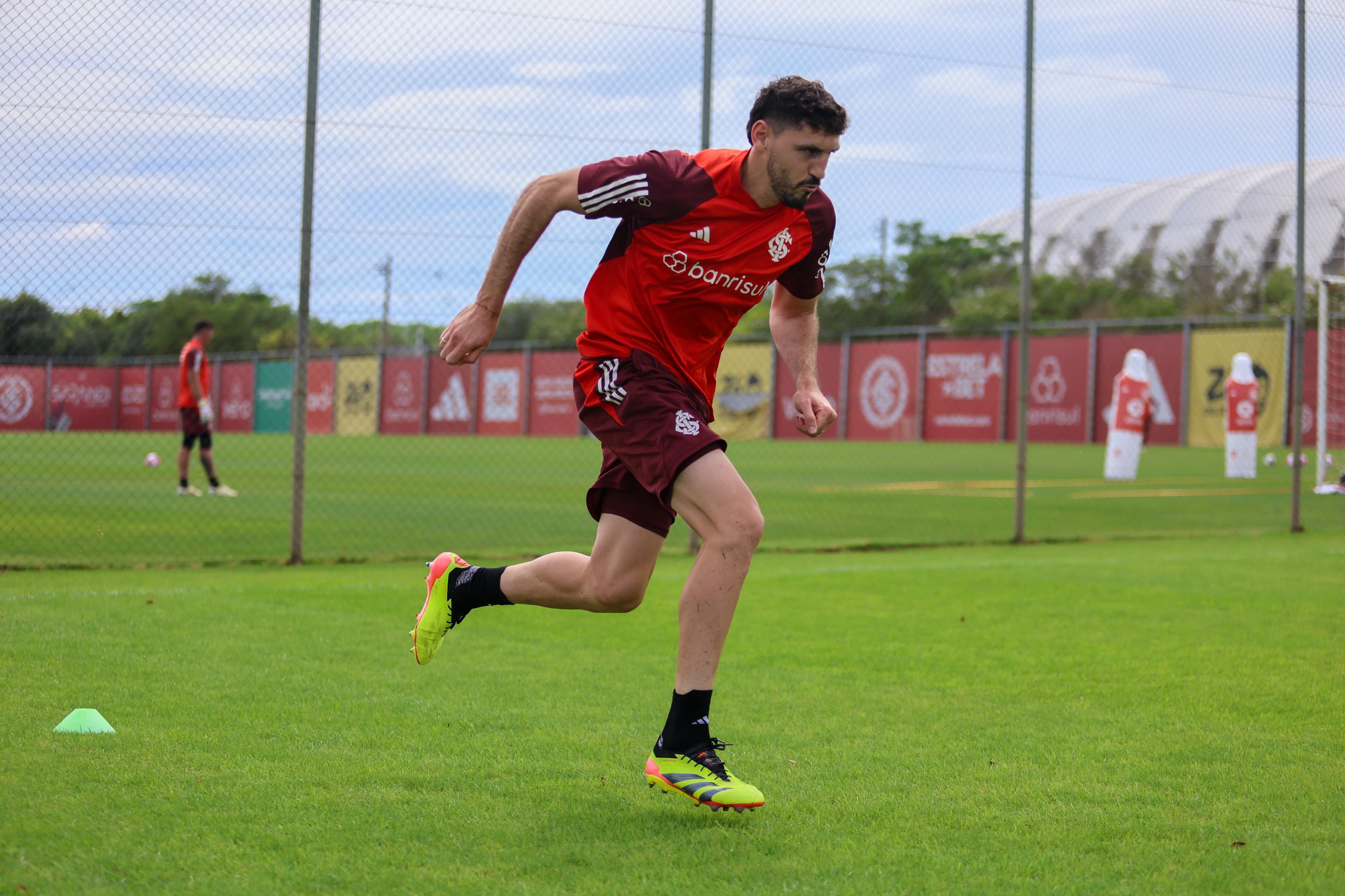 Inter tem dúvida na zaga para enfrentar o Criciúma pelo Brasileirão
