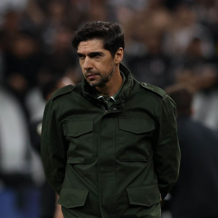 Abel Ferreira não garantiu permanência de atletas para 2025, mas não citou nomes
