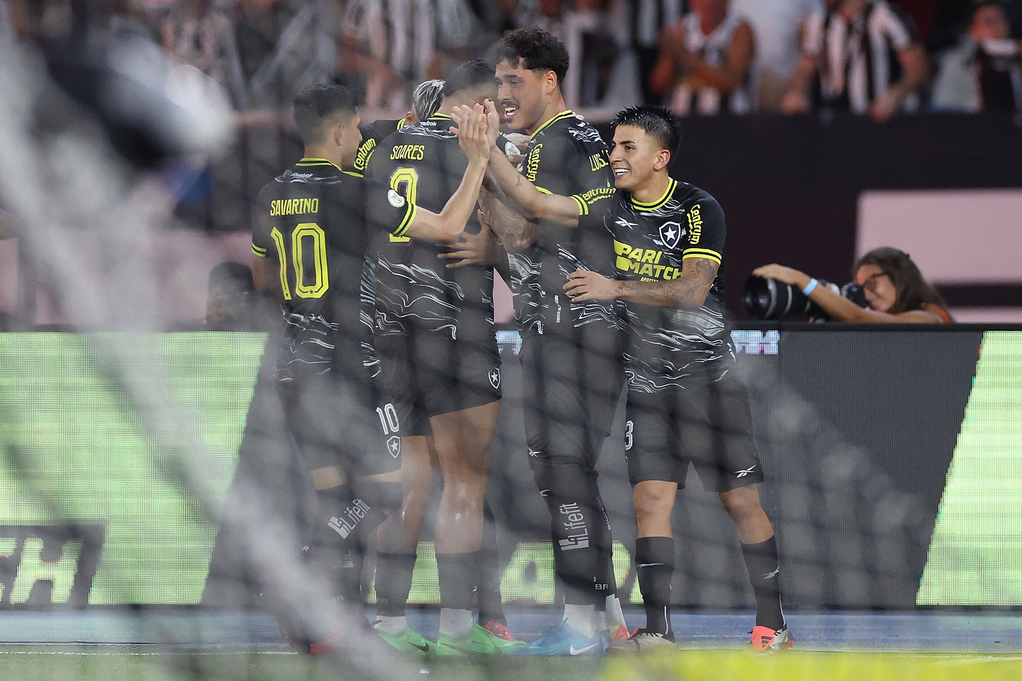 Botafogo 3x0 Vasco: veja os gols e melhores momentos pelo Brasileiro