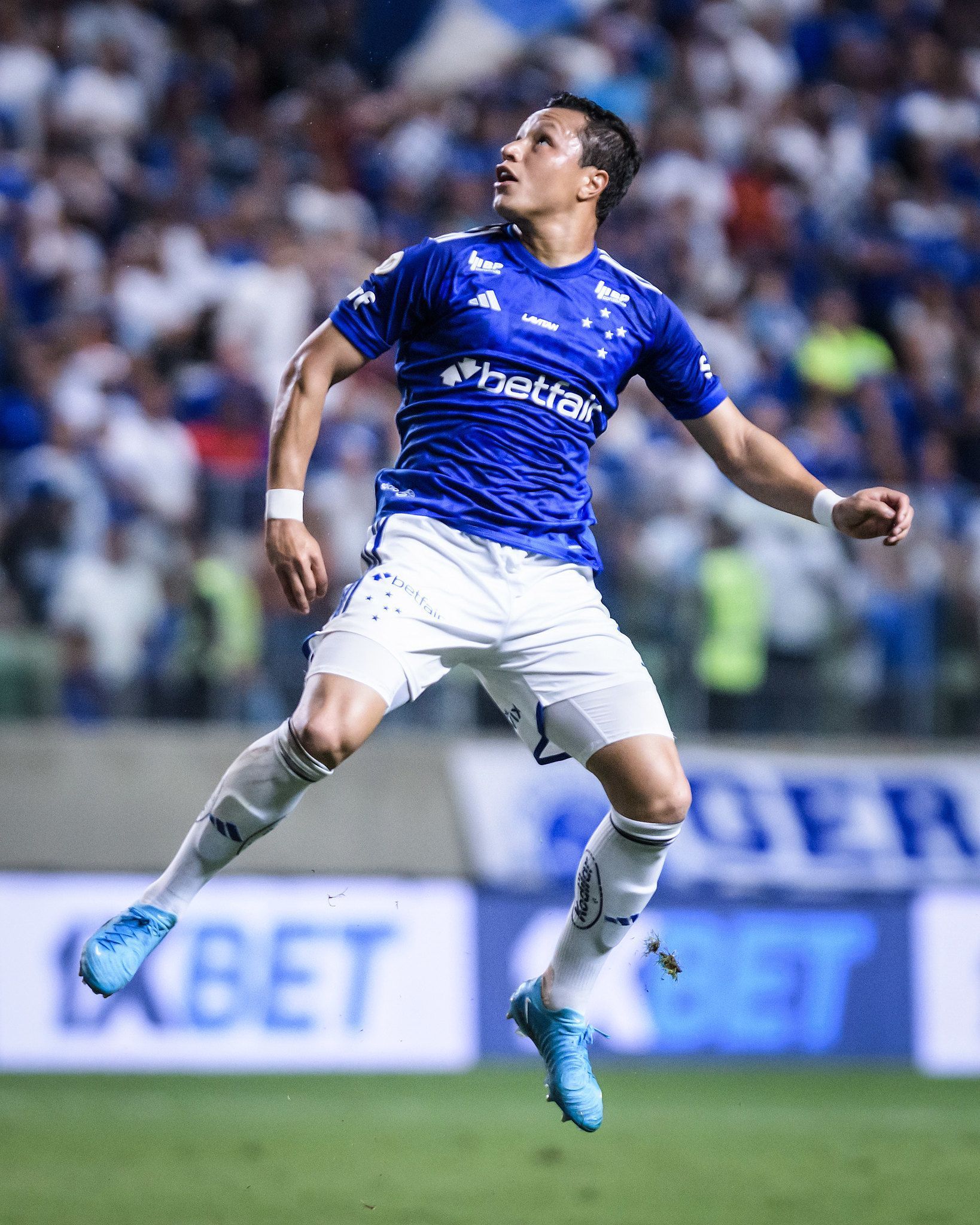 Marlon explica por que barreira do Cruzeiro 'abriu' em gol do Flamengo