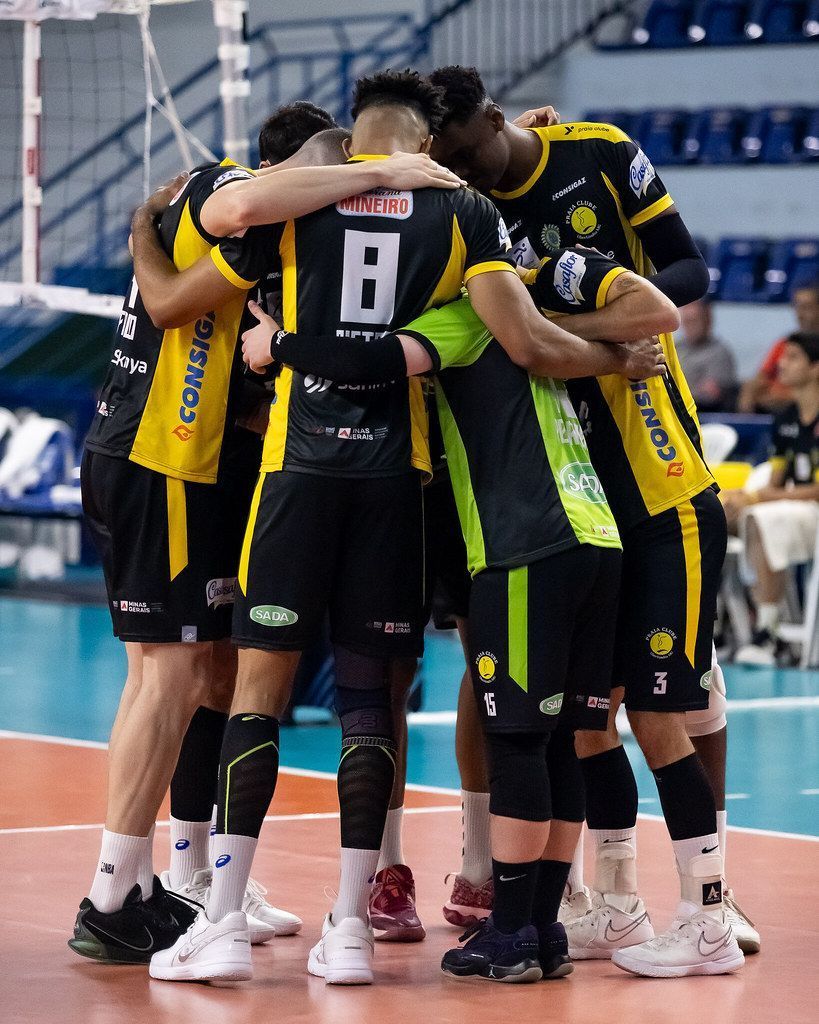 Vôlei: Praia Clube bate São José e conquista segunda vitória na Superliga Masculina