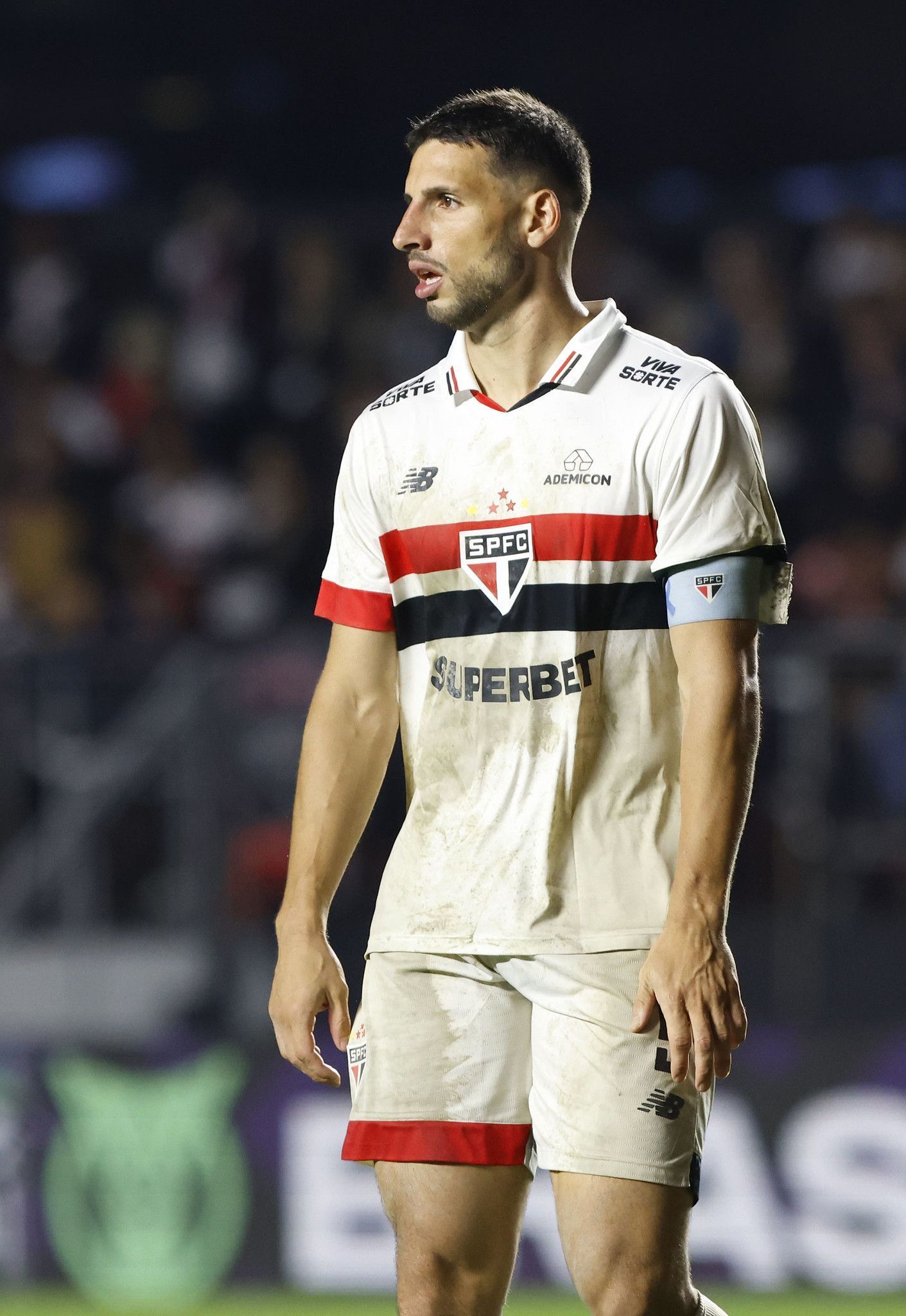 Zubeldía vê Calleri 'pressionado', mas não deve tirá-lo do São Paulo