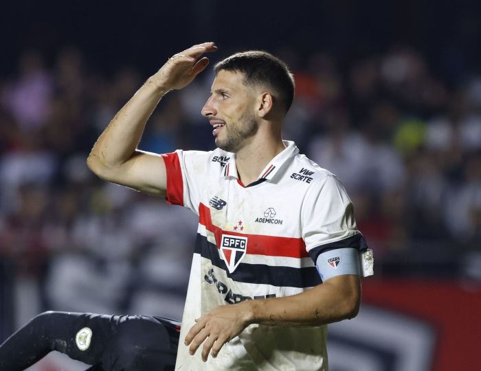 Calleri não marca há 48 dias Calleri não marca há 48 dias