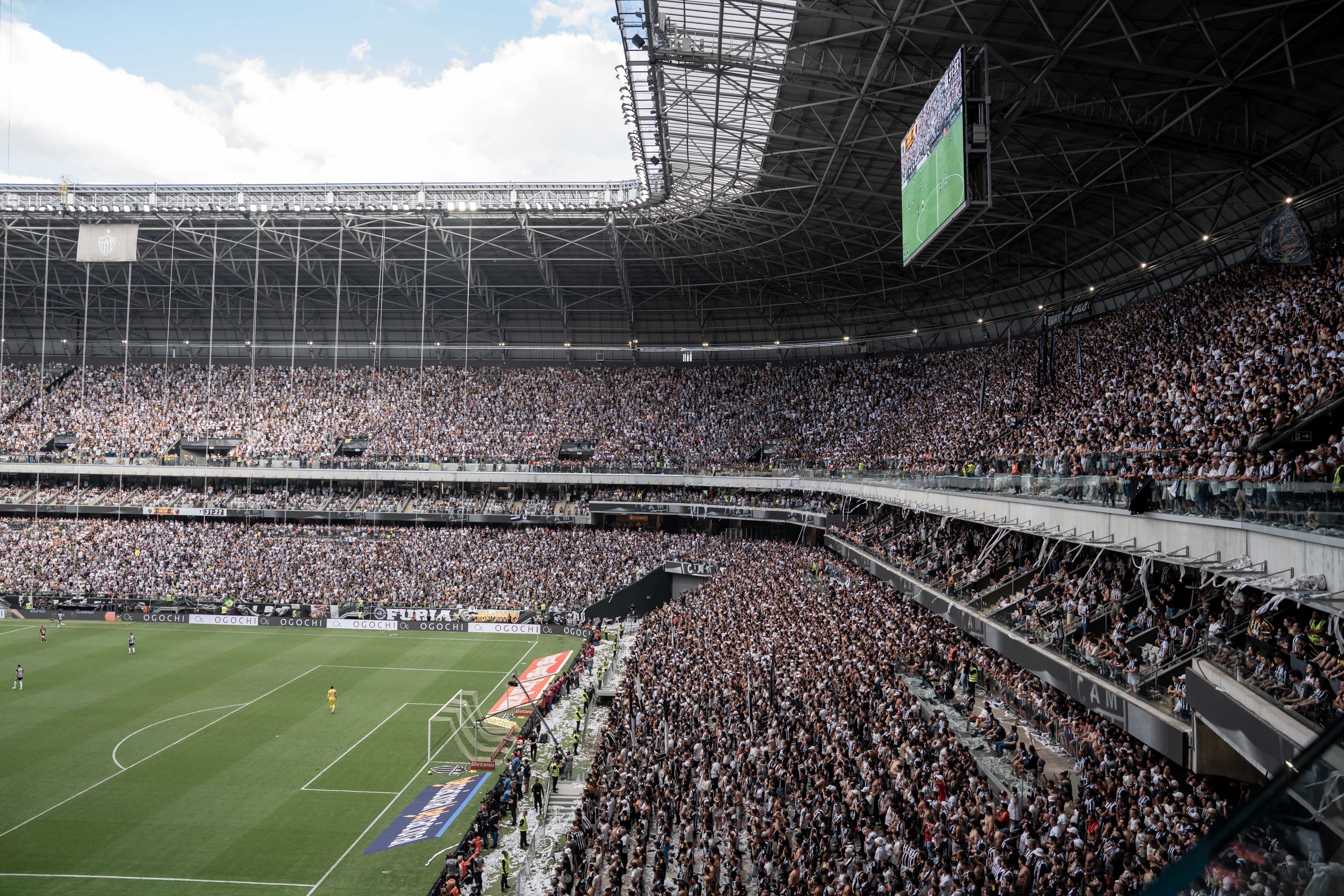 Atlético busca medida para ter torcida na Arena MRV contra o Athletico-PR