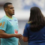 Novato na Seleção festeja estar perto dos astros que 'conhecia por videogame'