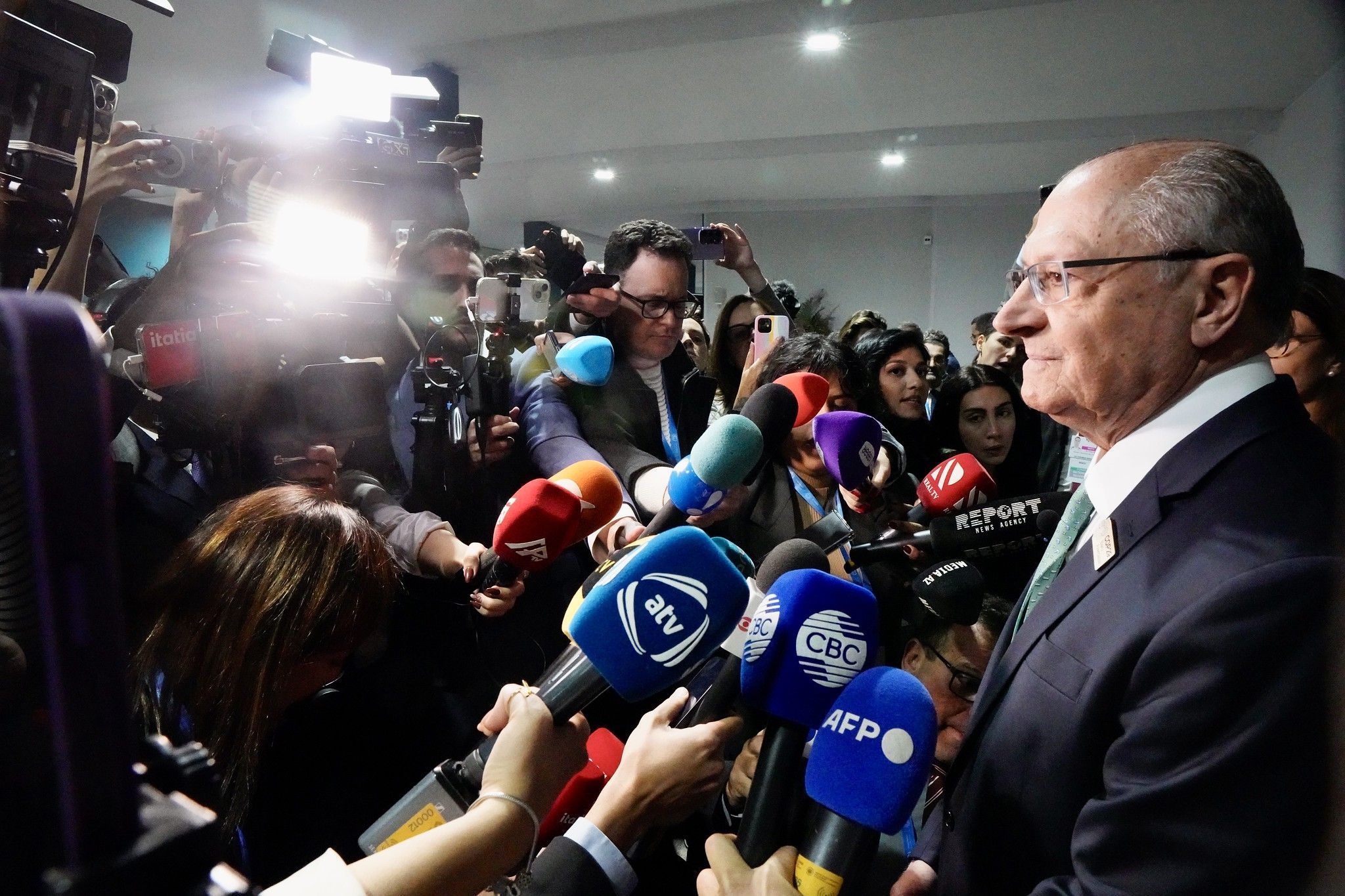 ‘Tendência no mundo inteiro', diz Alckmin sobre fim da escala 6x1 discutida na Câmara