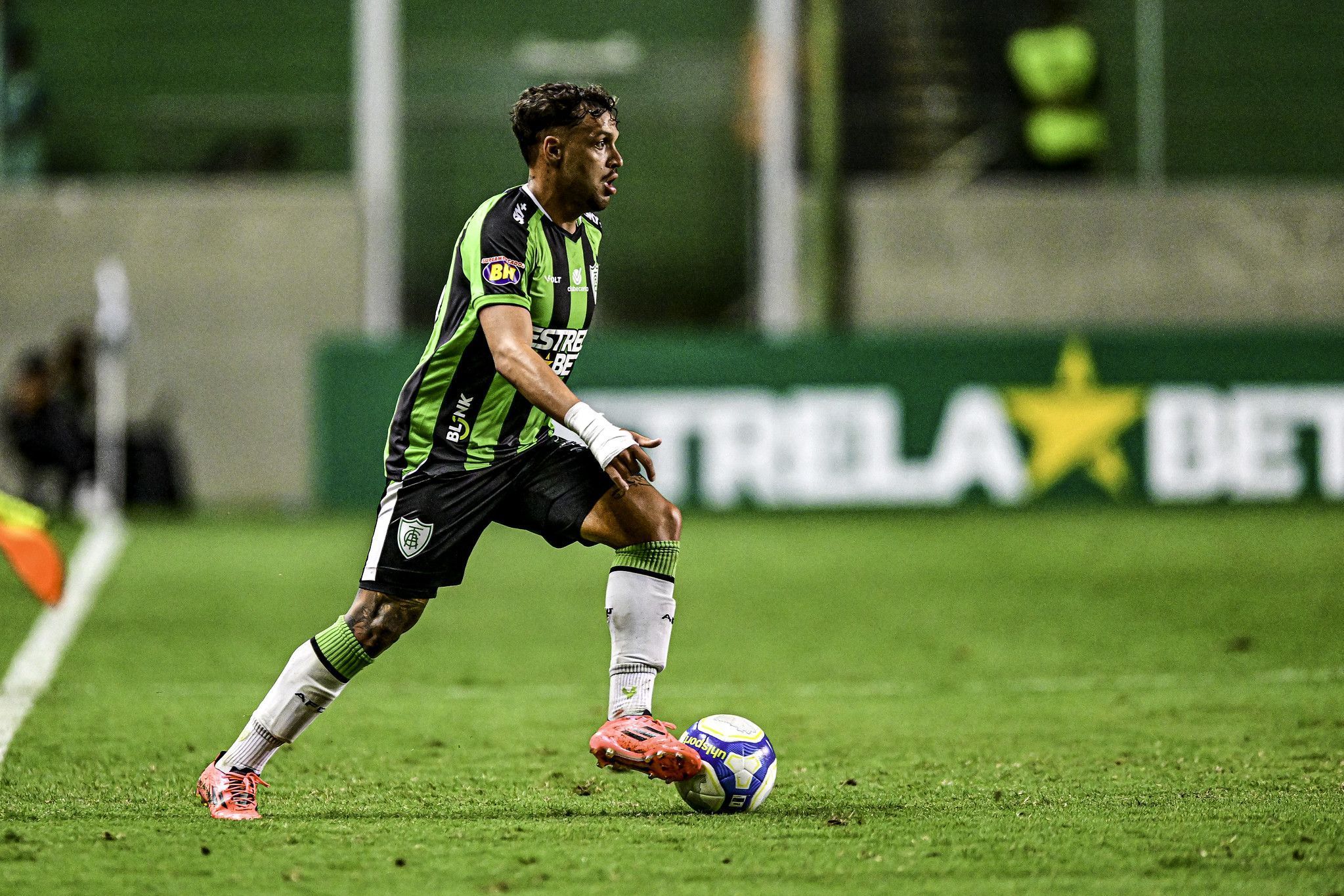 De saída do América, Daniel Jr. revela frustração e faz balanço da temporada
