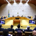 Bônus natalino e auxílio-creche: veja penduricalhos cortados pelo STF