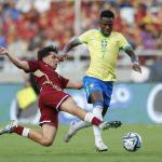 Vini Jr perde pênalti, e Brasil só empata com a Venezuela pelas Eliminatórias