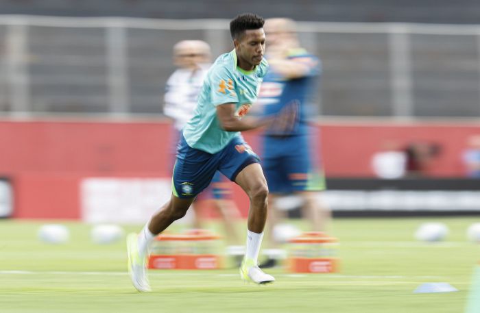 Estêvão está com a Seleção Brasileira