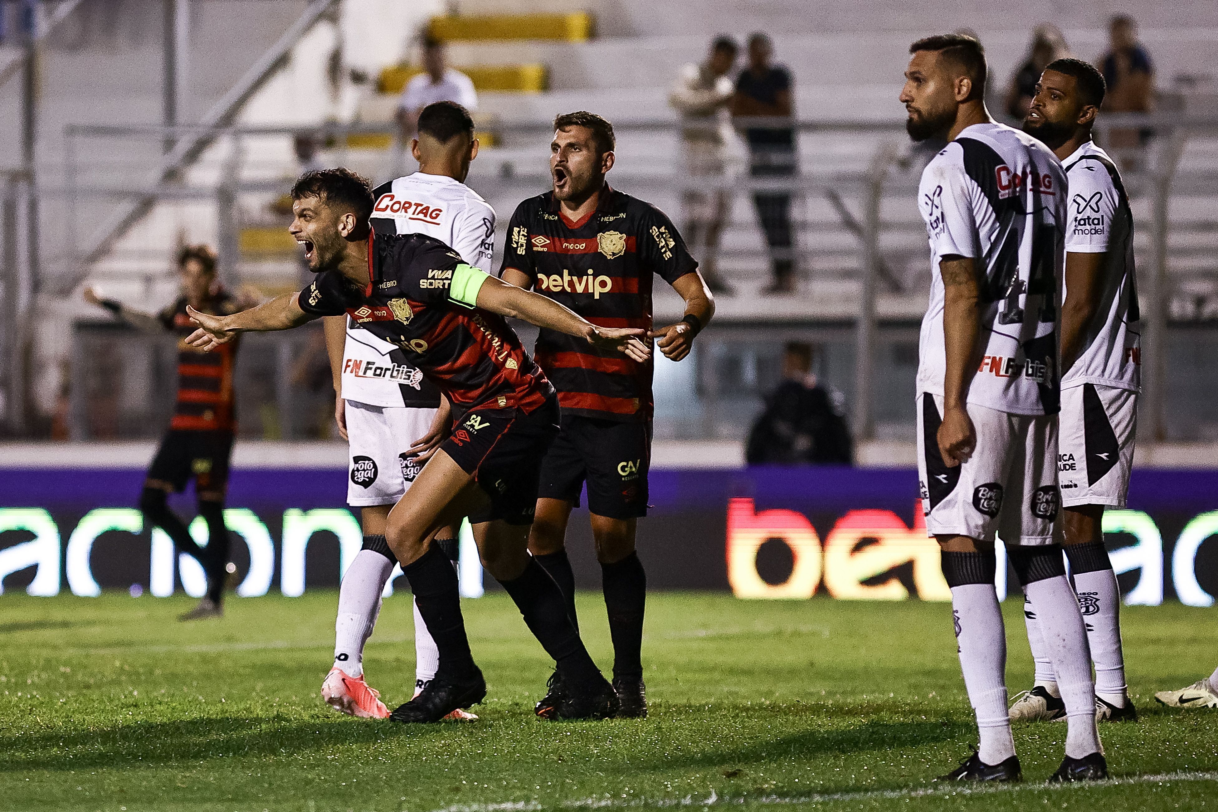 Ponte Preta 0 x 4 Sport: veja os melhores momentos do jogo pela Série B