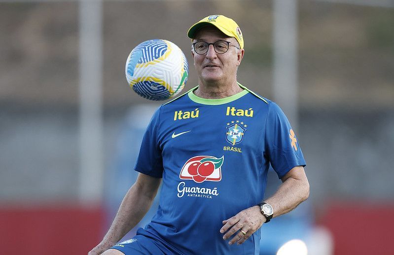 Pelas Eliminatórias, Brasil enfrenta Uruguai com formação que agrada Dorival