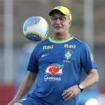 Pelas Eliminatórias, Brasil enfrenta Uruguai com formação que agrada Dorival