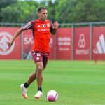 Escalação do Inter: Roger tem desfalques e promove mudanças para enfrentar Vasco