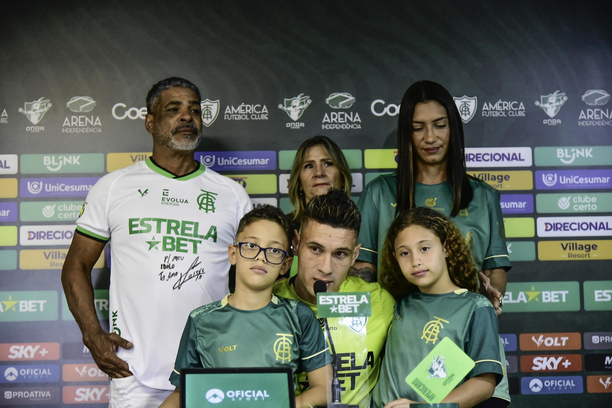 Moisés, do América, revela lesão que pesou para aposentadoria e abre o jogo sobre futuro