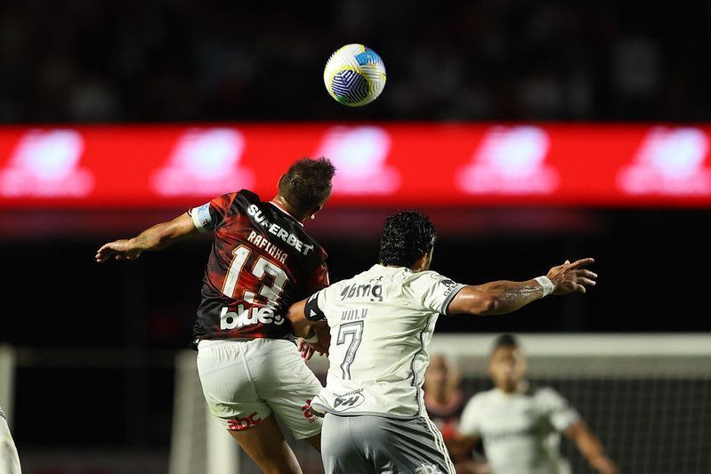 São Paulo 2 x 2 Atlético: veja melhores momentos de jogo pelo Brasileirão