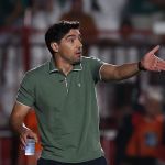 Abel defende estilo do Palmeiras, elogia o Botafogo e critica calendário