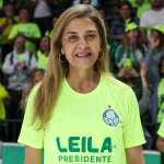 Atacante do Palmeiras elogia ex-presidente, e torcedores apontam indireta para Leila