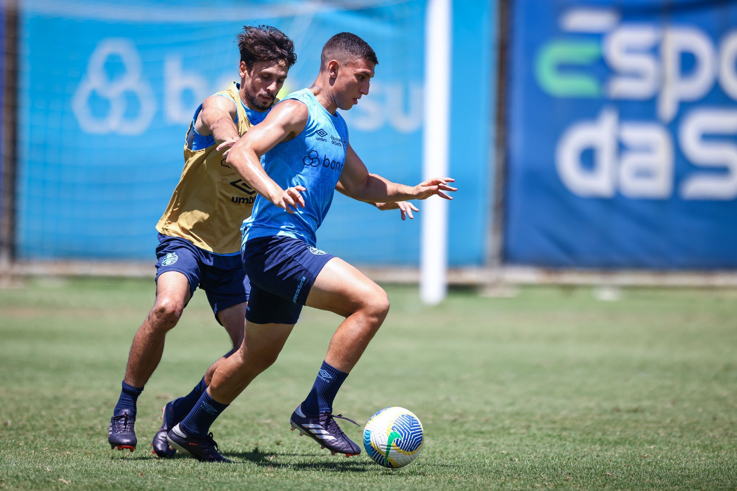 Escalação do Grêmio: equipe tem novidade na defesa para enfrentar o Cruzeiro