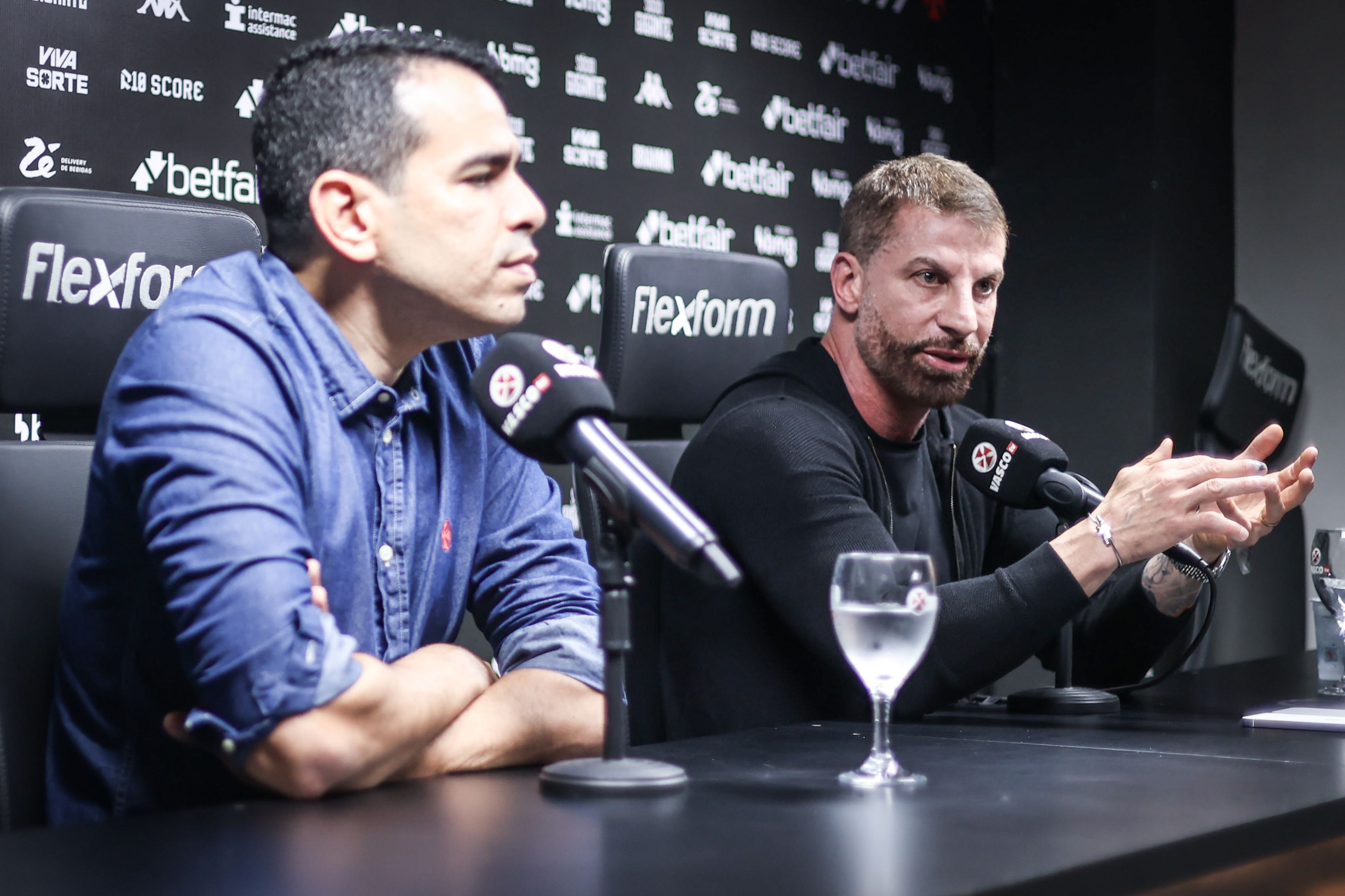 Vasco adota cautela para formalizar proposta para novo treinador