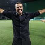Artur Jorge celebra domínio do Botafogo sobre o Palmeiras: 'Estamos vivos'