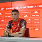 Rochet projeta briga do Inter por título e ressalta campanha no Brasileiro