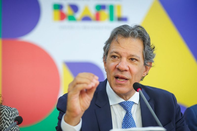 Governo quer acabar com dedução de gastos com saúde no IR para quem ganha mais de R$ 20 mil