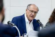 Alckmin descarta incluir o Pix em negociação do novo 'tarifaço' com os EUA