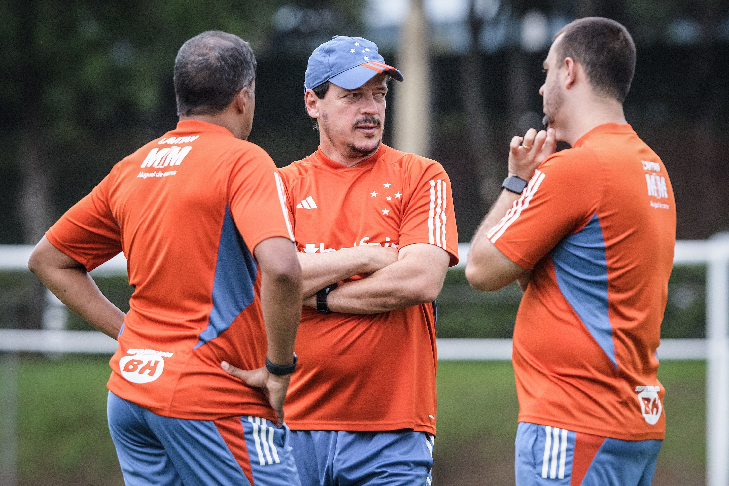 Com dez desfalques, Cruzeiro define relacionados para encarar o Juventude