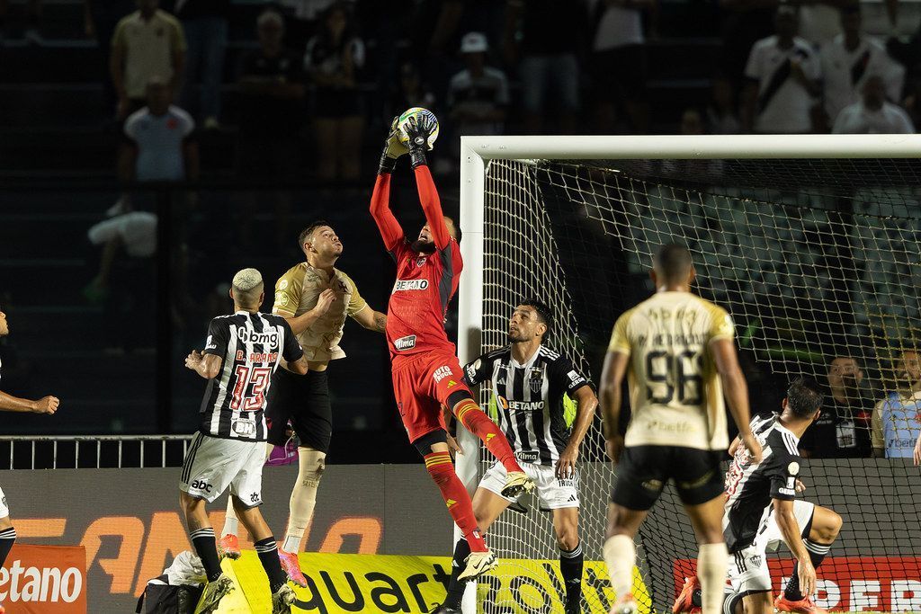 Atlético completa 12 jogos seguidos sem vencer e corre risco no Brasileirão