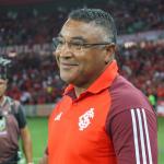 Roger vê evolução no Inter após derrotas e projeta confronto com Fortaleza