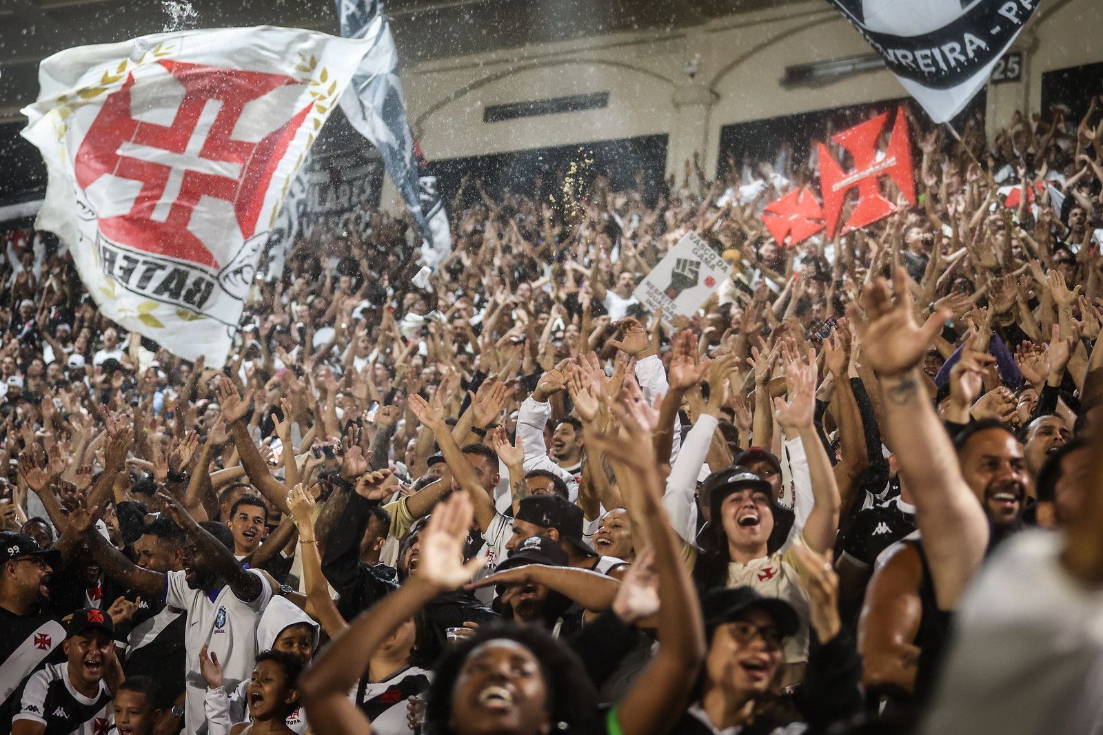 Vasco revela em qual estágio está negociação para venda da SAF