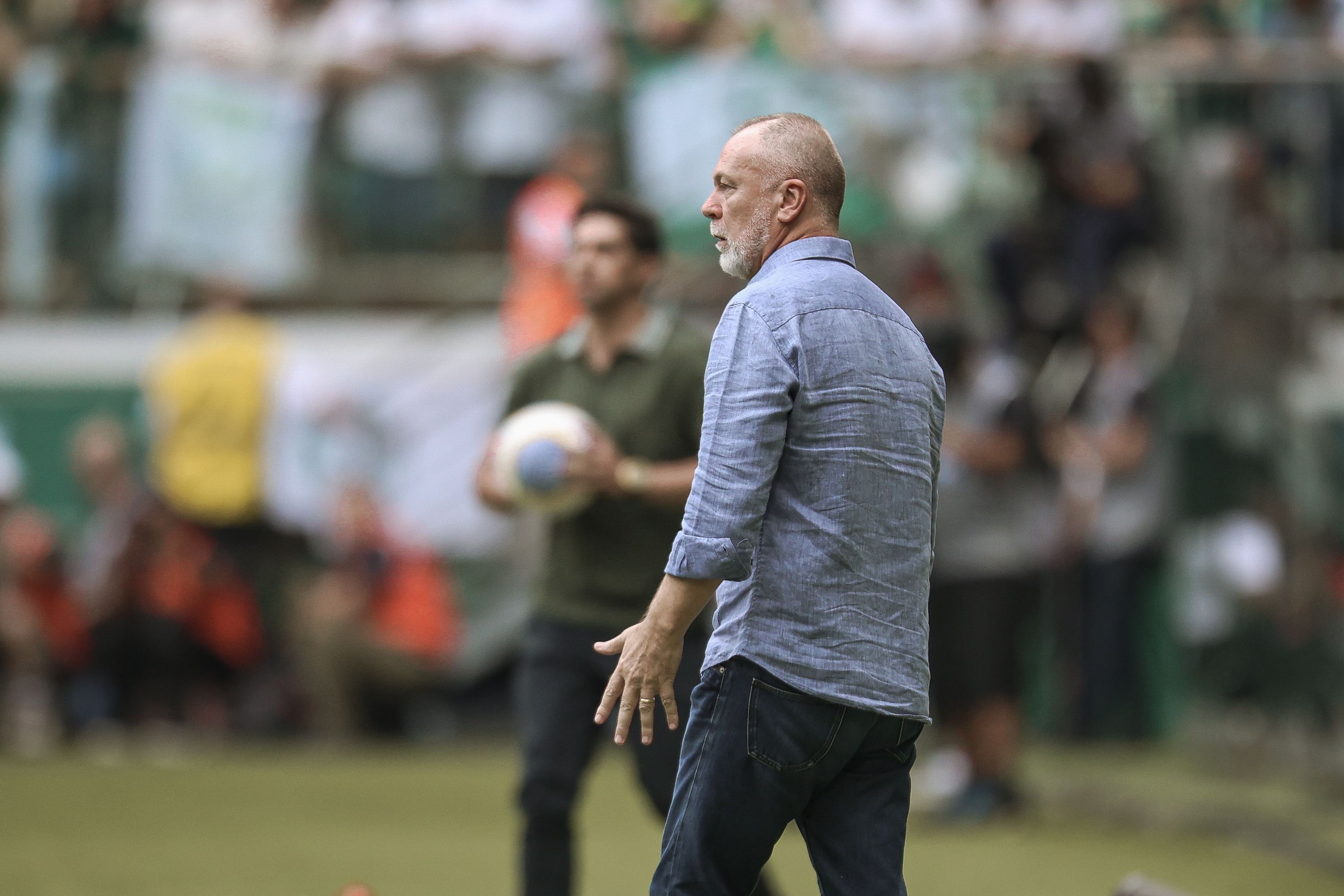 Entenda como está a renovação de Mano Menezes com o Fluminense