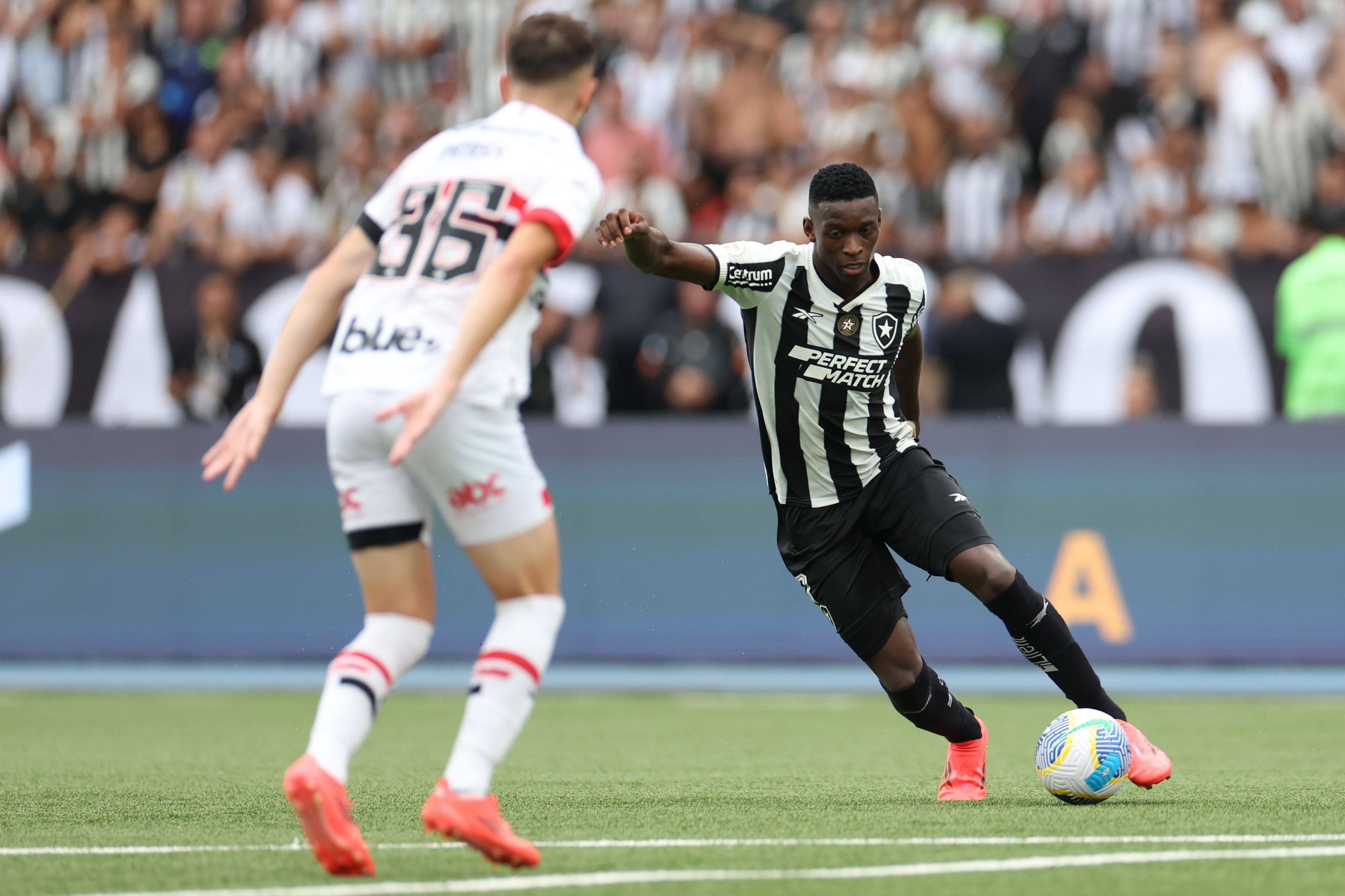 Luiz Henrique, do Botafogo, é eleito o craque da Série A do Campeonato Brasileiro
