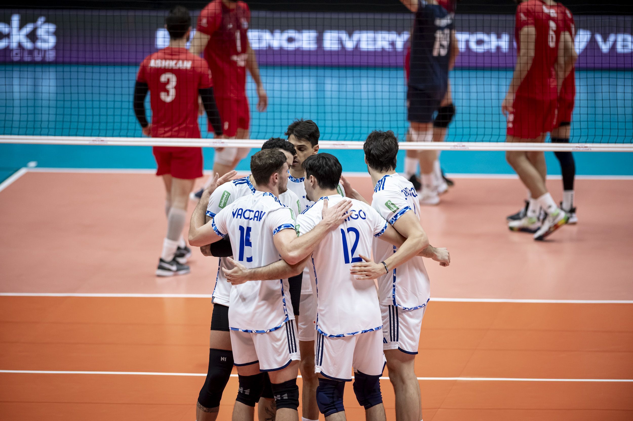 Sada Cruzeiro bate Foolad Sirjan, vai à final do Mundial de Vôlei e segue sonho do penta