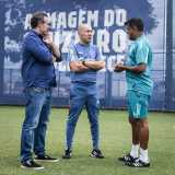 Leonardo Jardim durante treino do Cruzeiro na Toca da Raposa II