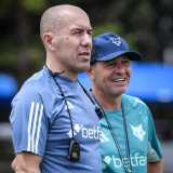 Leonardo Jardim durante treino do Cruzeiro na Toca da Raposa II