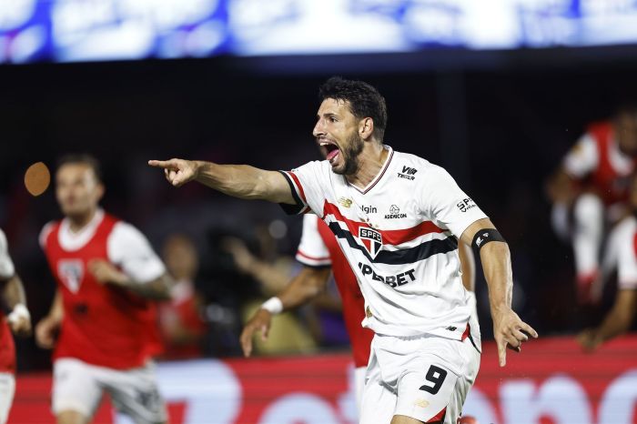 Calleri contribuiu diretamente para a classificação do São Paulo à semifinal