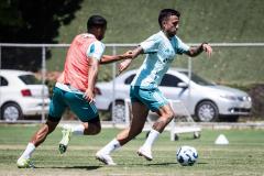 Imagens do treino do Cruzeiro, nesta segunda-feira (10), na Toca da Raposa II