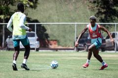 Imagens do treino do Cruzeiro, nesta segunda-feira (10), na Toca da Raposa II
