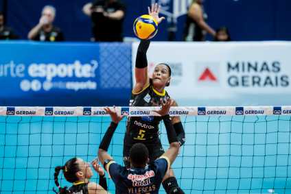 Veja fotos da vitória do Praia Clube sobre o Alianza Lima na final do Sul-Americano Feminino de Vôlei