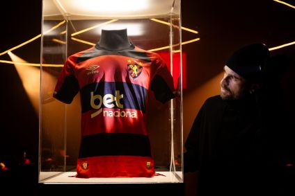 Nova camisa do Sport em celebração aos 120 anos de clube